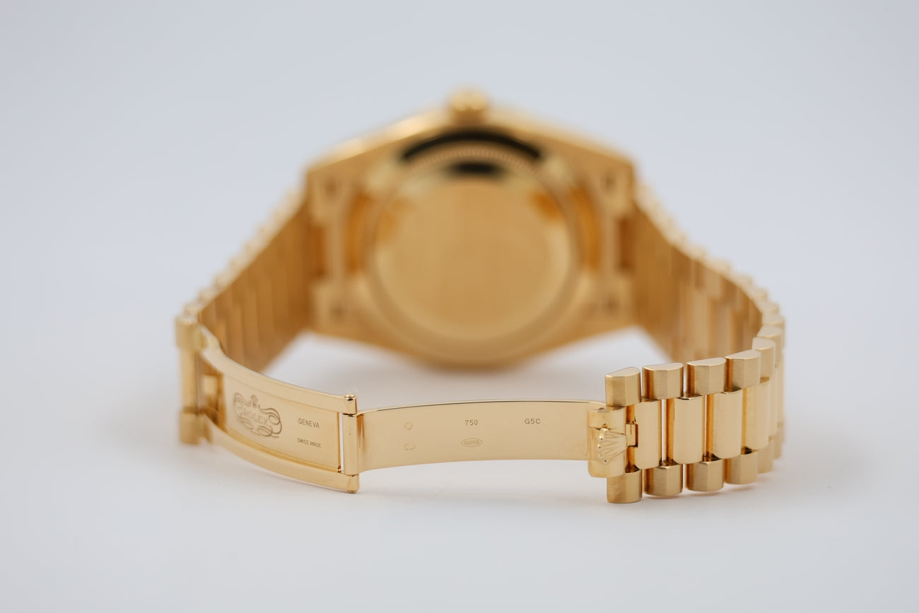 Rolex Day-Date 40 Gelbgold Baguette Dial Automatik LC100 228238 - Detailansicht 6