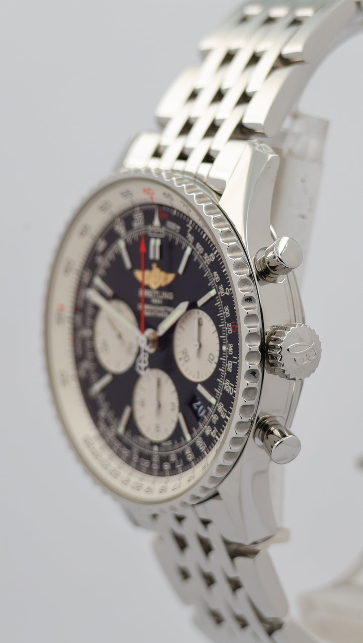 Breitling Navitimer 01 Automatik Herrenuhr 43mm AB0120 - Detail view 7