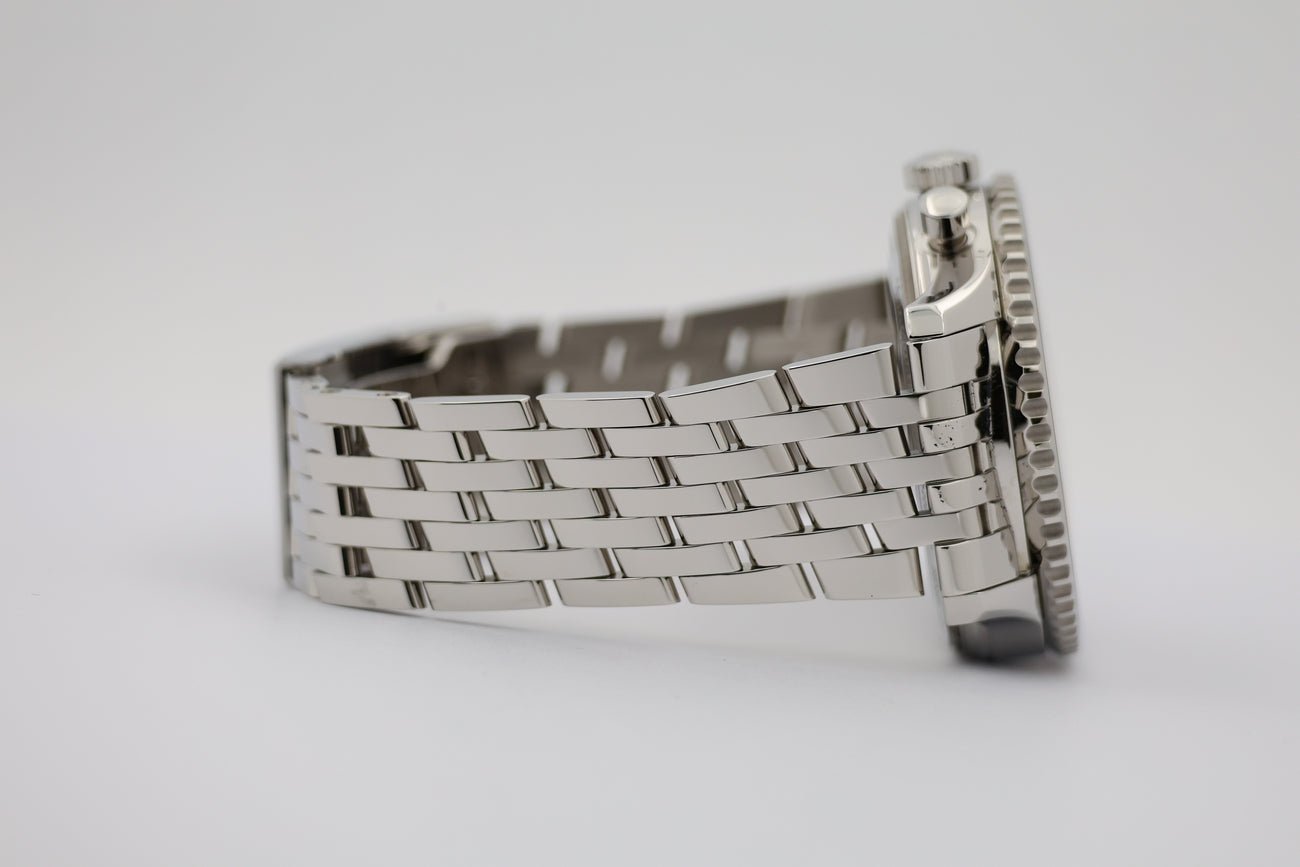 Breitling Navitimer B01 Chronograph Automatik 46mm AB012721 - Detail view 5