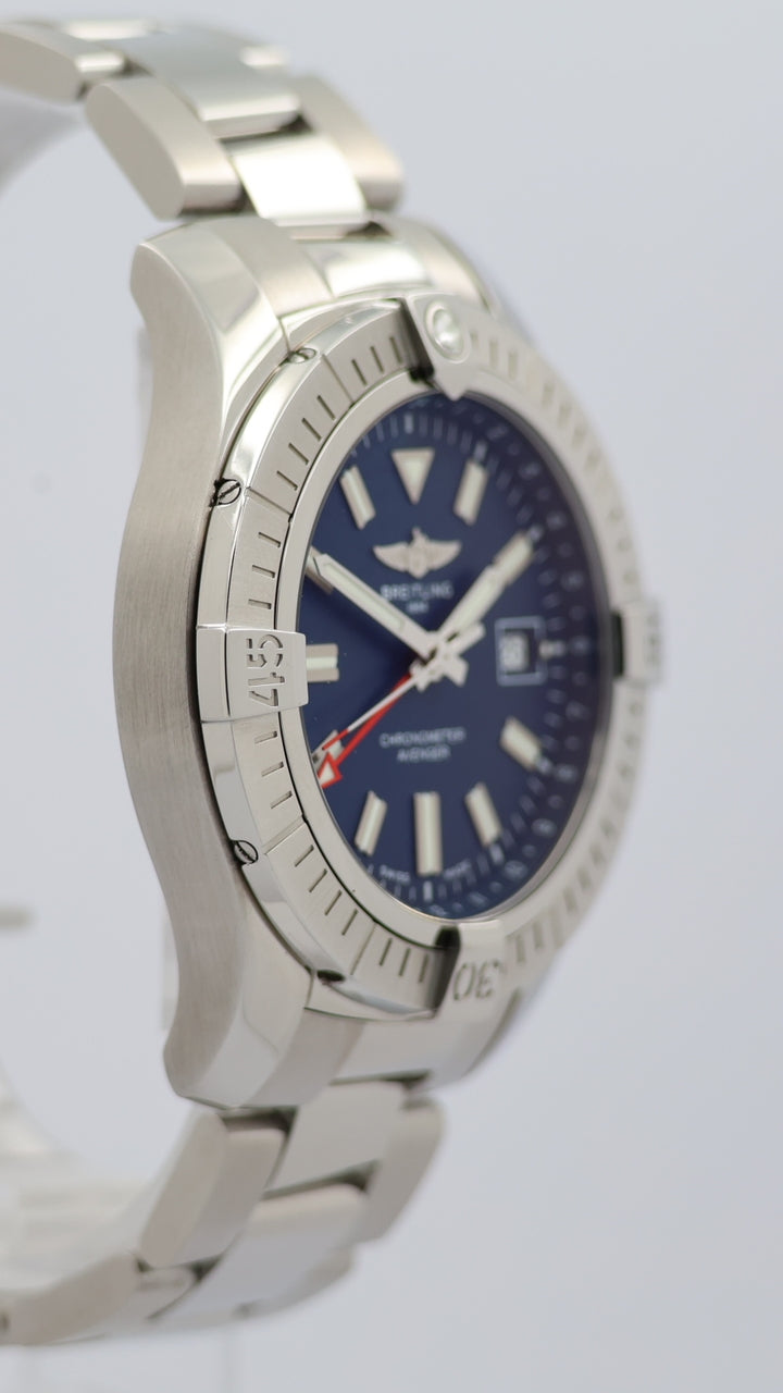 Breitling Avenger GMT 45mm Automatik A32395 - Detailansicht 8
