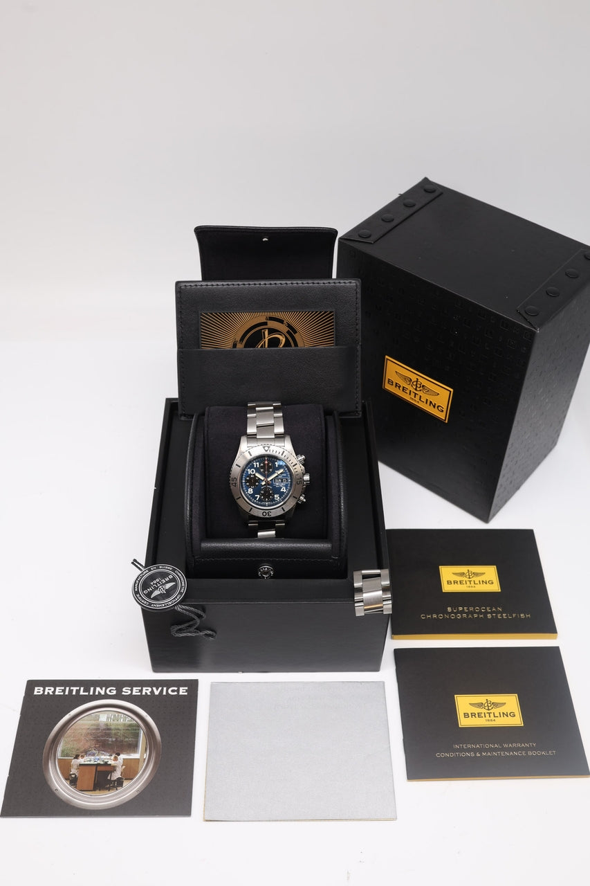 Breitling Superocean Chronograph Steelfish 44mm A13341 - Papiere und oder Lieferumfang