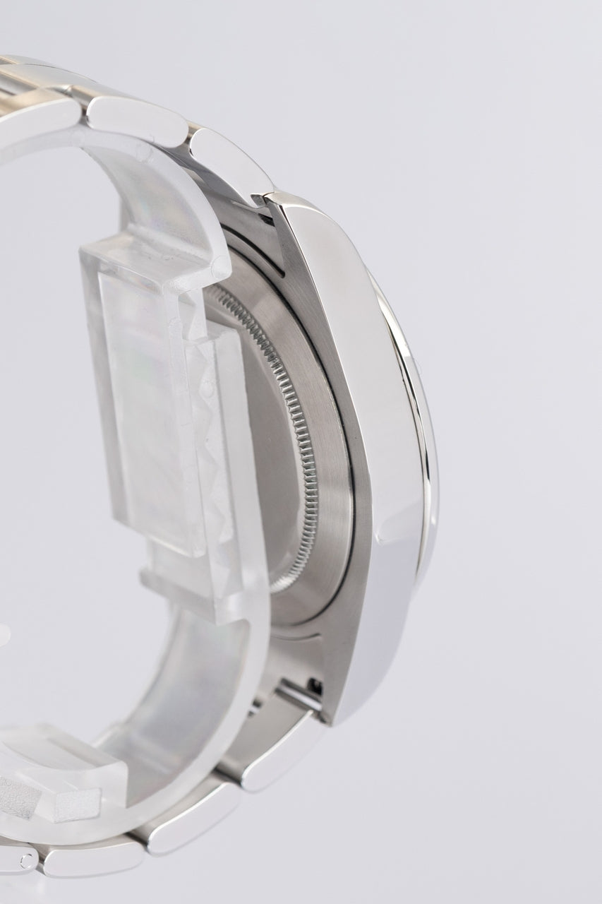 Rolex Explorer II 42mm Automatik Herrenuhr  216570 - Detailansicht 4