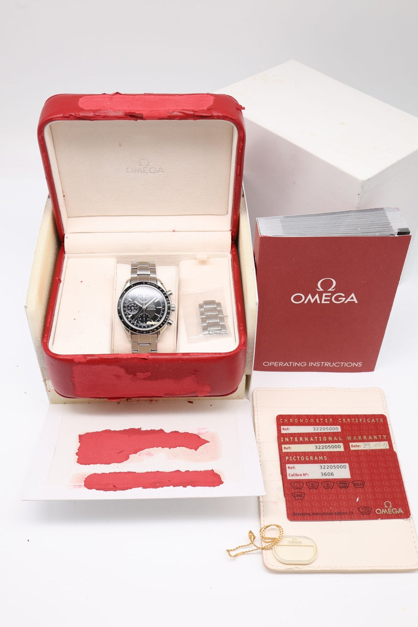 Omega Speedmaster Day Date 40mm Automatik Herrenuhr 32205000 - Papiere und oder Lieferumfang