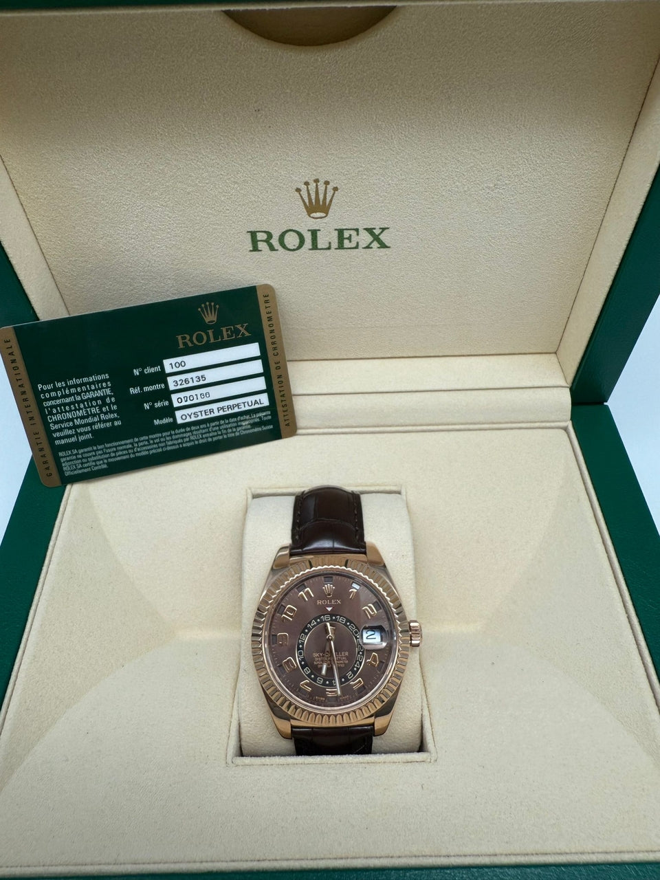 Rolex Sky-Dweller 42mm 18k Rose Gold Chocolate 326135 - Papiere und oder Lieferumfang
