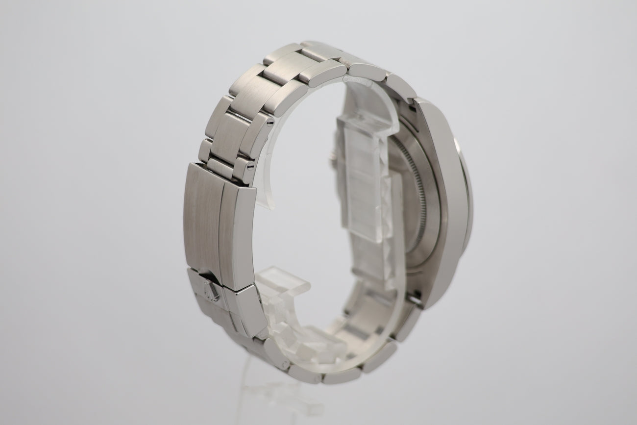 Rolex Explorer II Automatik Herrenuhr Weiß 226570 - Detailansicht 2