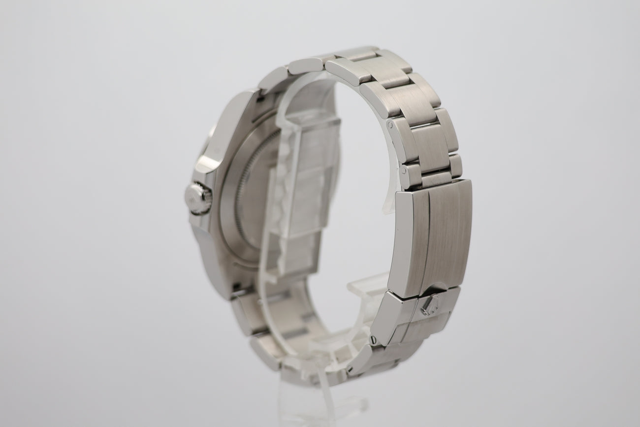 Rolex Explorer II Automatik Herrenuhr Weiß 226570 - Detailansicht 1