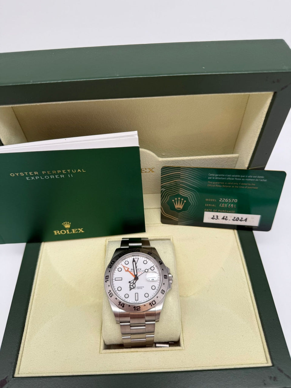 Rolex Explorer II Automatik Herrenuhr Weiß 226570 - Papiere und oder Lieferumfang