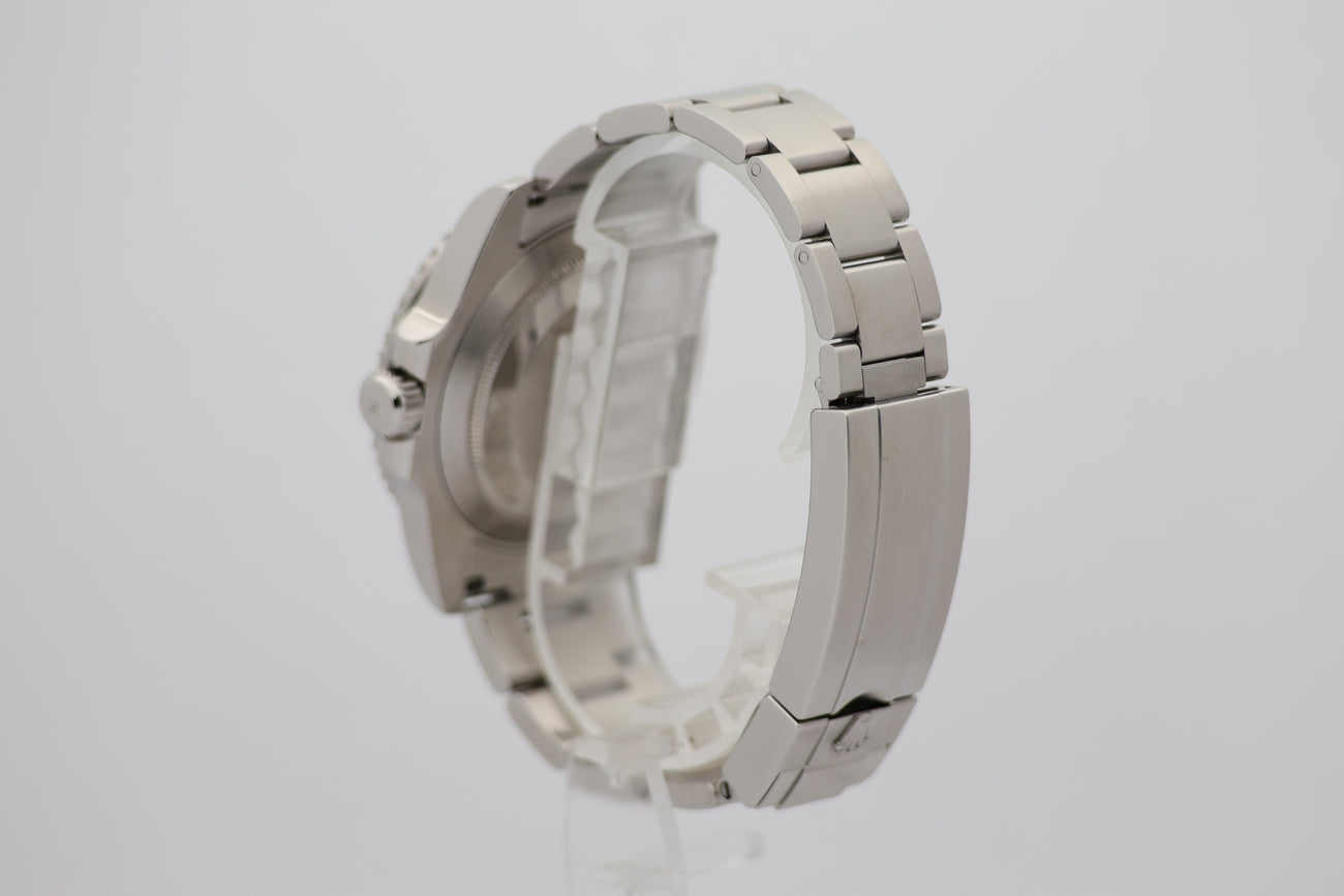 Rolex Submariner Date "Hulk" Automatik Herrenuhr  116610LV - Detailansicht 3