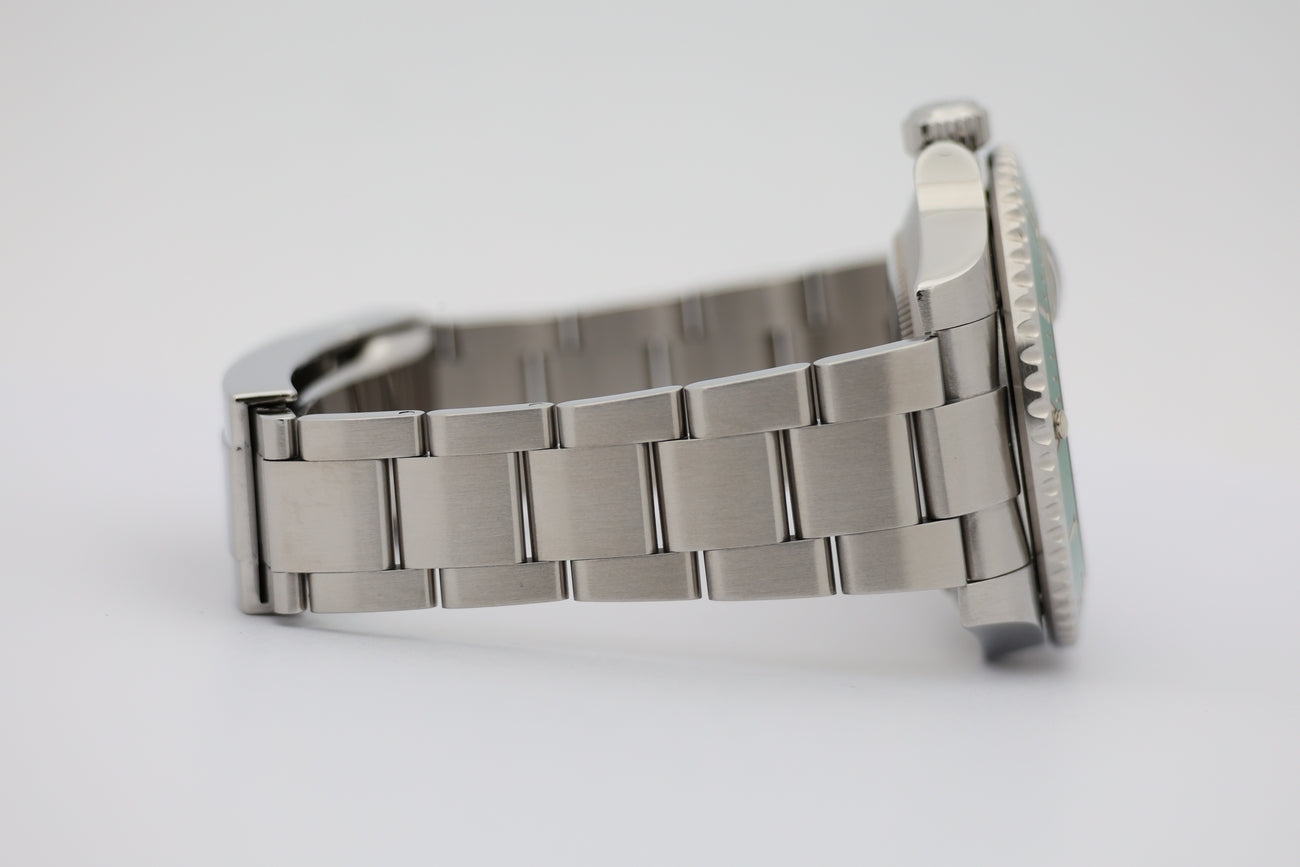 Rolex Submariner Date "Hulk" Automatik Herrenuhr  116610LV - Detailansicht 5