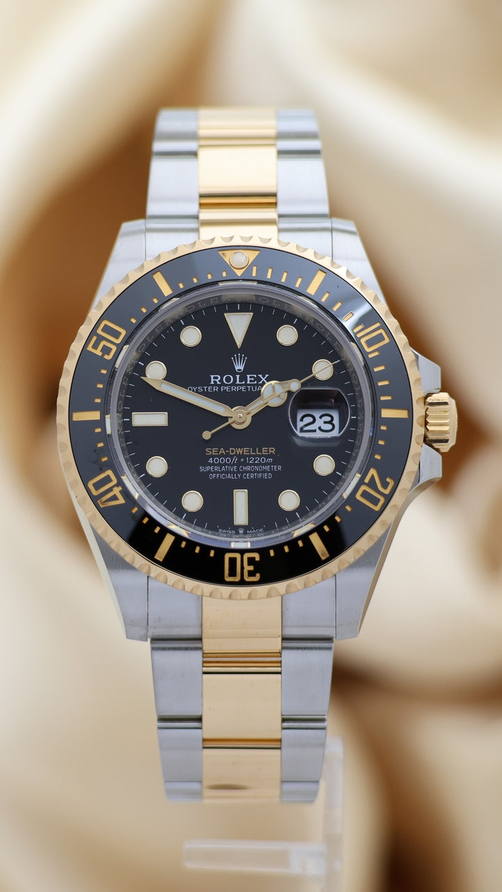 Rolex Sea-Dweller Stahl/Gold Automatik Schwarz 126603 - Main product image