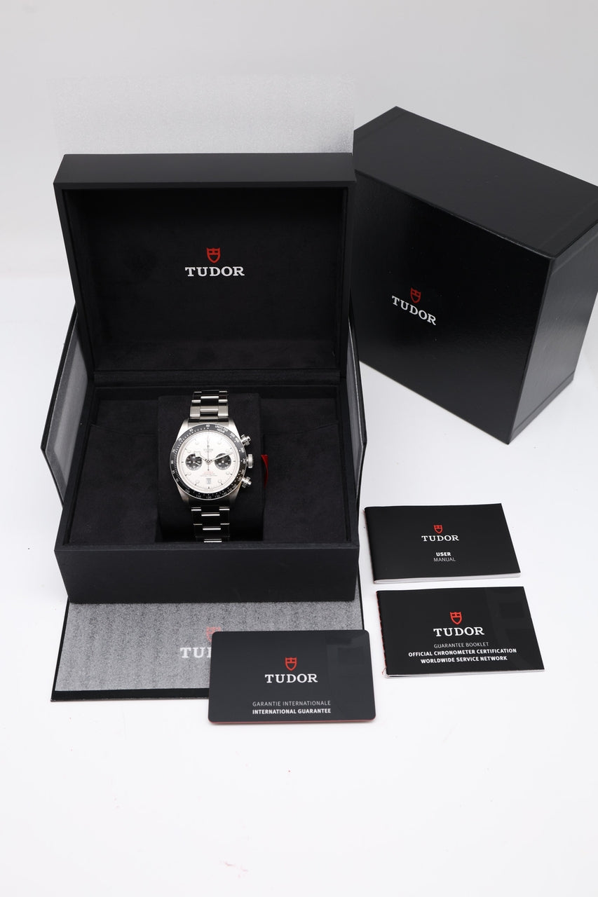 Tudor Black Bay Chrono "Panda" 41mm  M79360N-0002 - Papiere und oder Lieferumfang