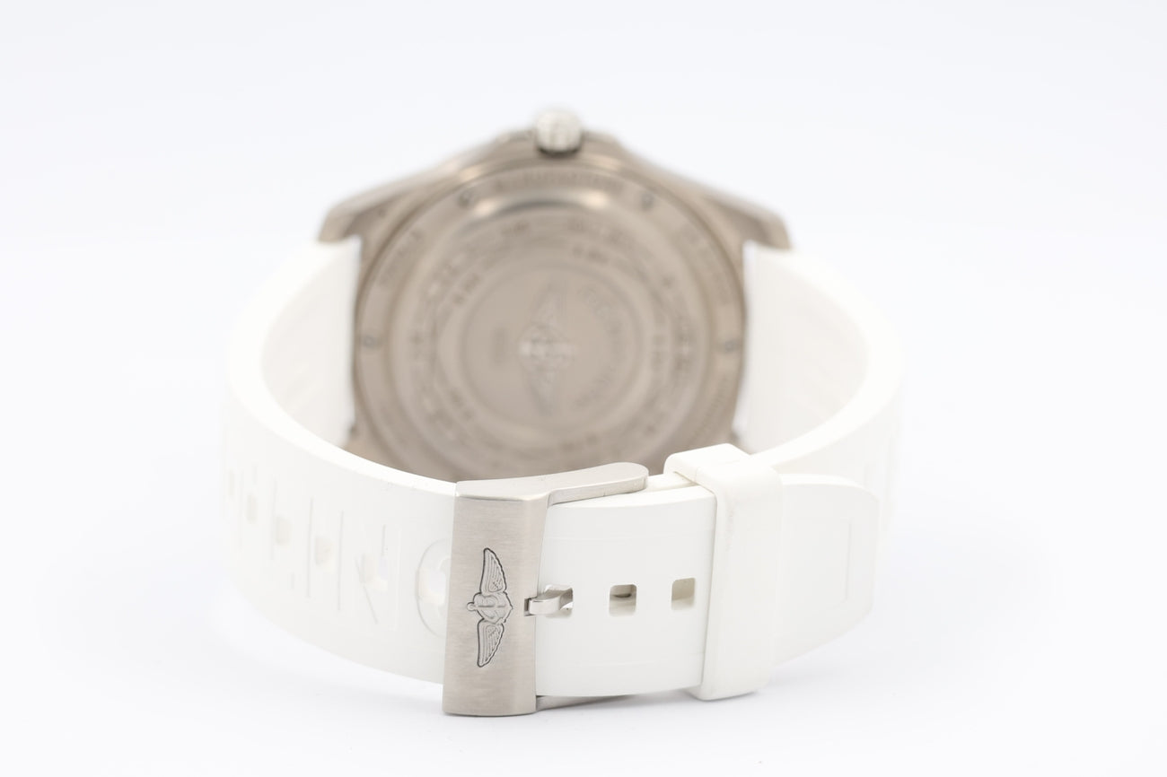 Breitling Aerospace Advantage 42mm Quarz Herrenuhr E79362 - Detailansicht 7