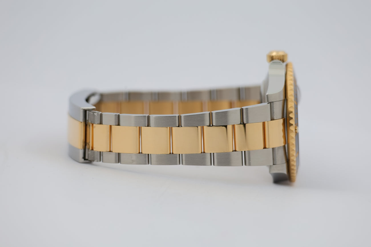 Rolex Submariner Date 41mm Automatik  126613LN - Detailansicht 4