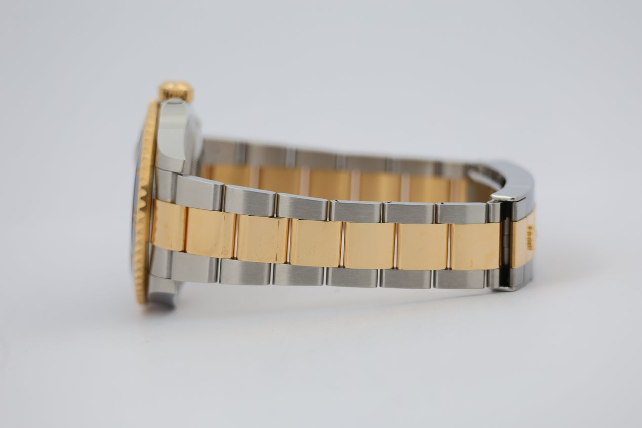 Rolex Submariner Date 41mm Automatik  126613LN - Detailansicht 3