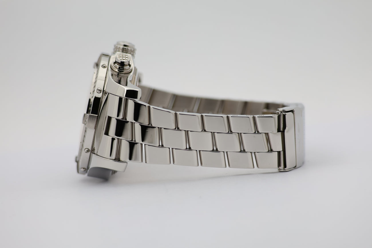 Breitling Super Avenger 48mm Automatik  A13370 - Detail view 3