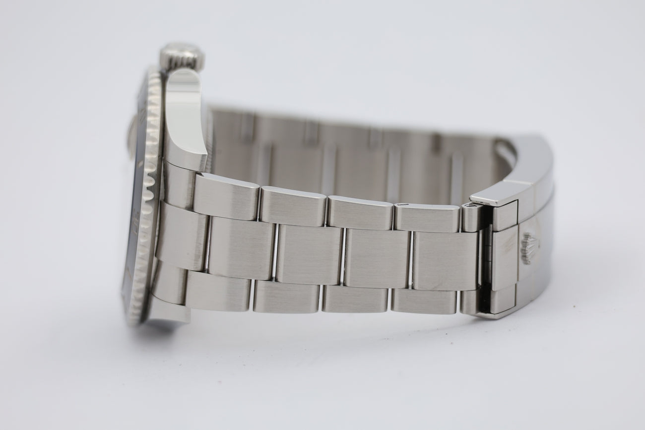Rolex Submariner Date Automatik Herrenuhr  126610LN - Detailansicht 3