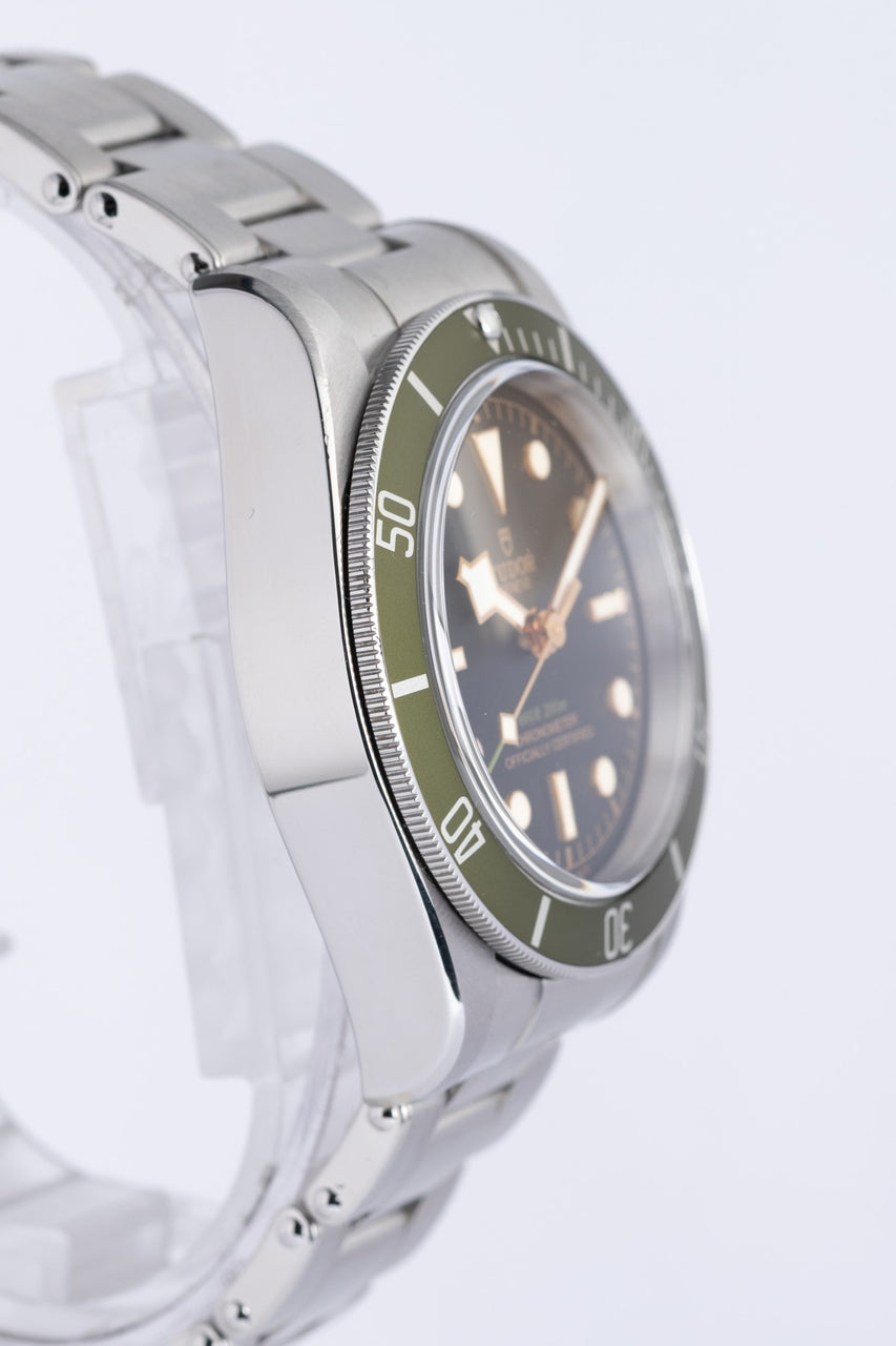 Tudor Black Bay 41 Automatik 79230G - Detailansicht 1