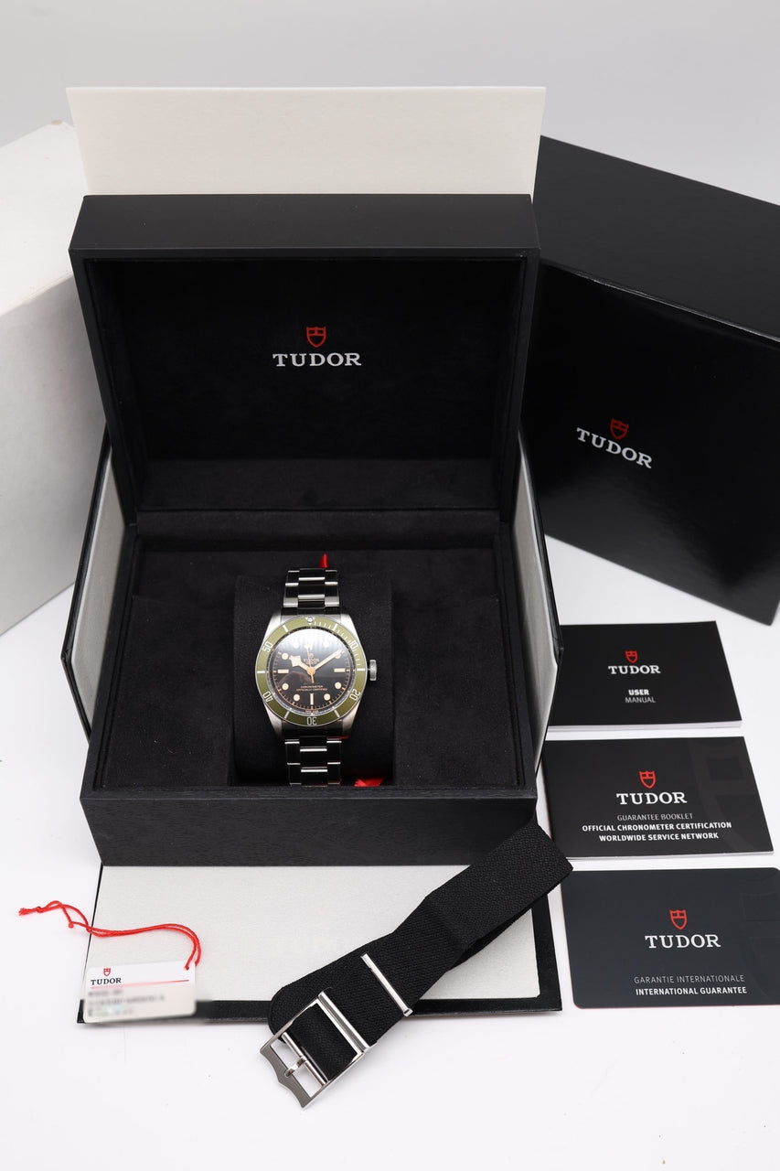 Tudor Black Bay 41 Automatik 79230G - Papiere und oder Lieferumfang