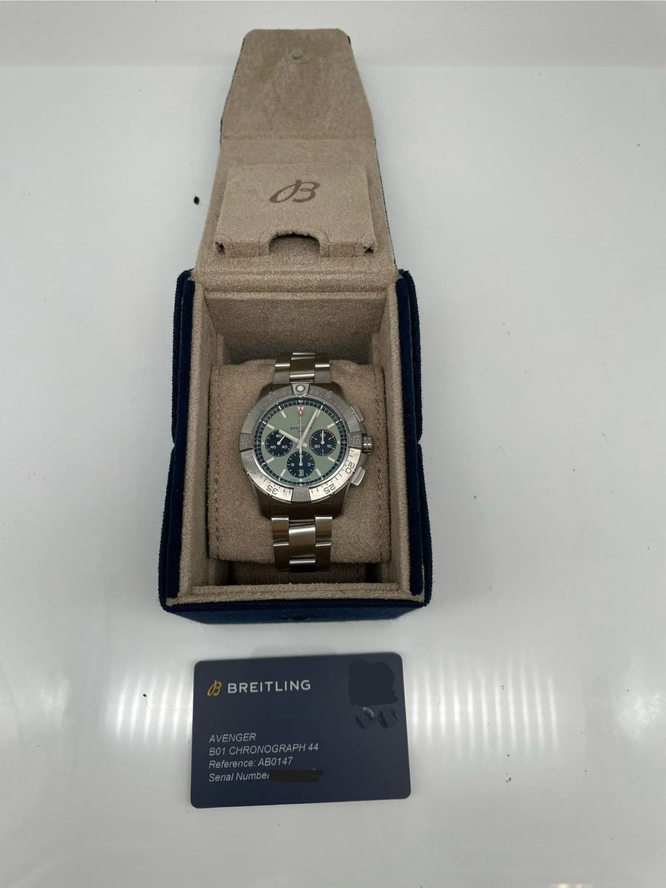 Breitling Avenger B01 Chronograph 44mm Automatik  AB0147 - Papiere und oder Lieferumfang