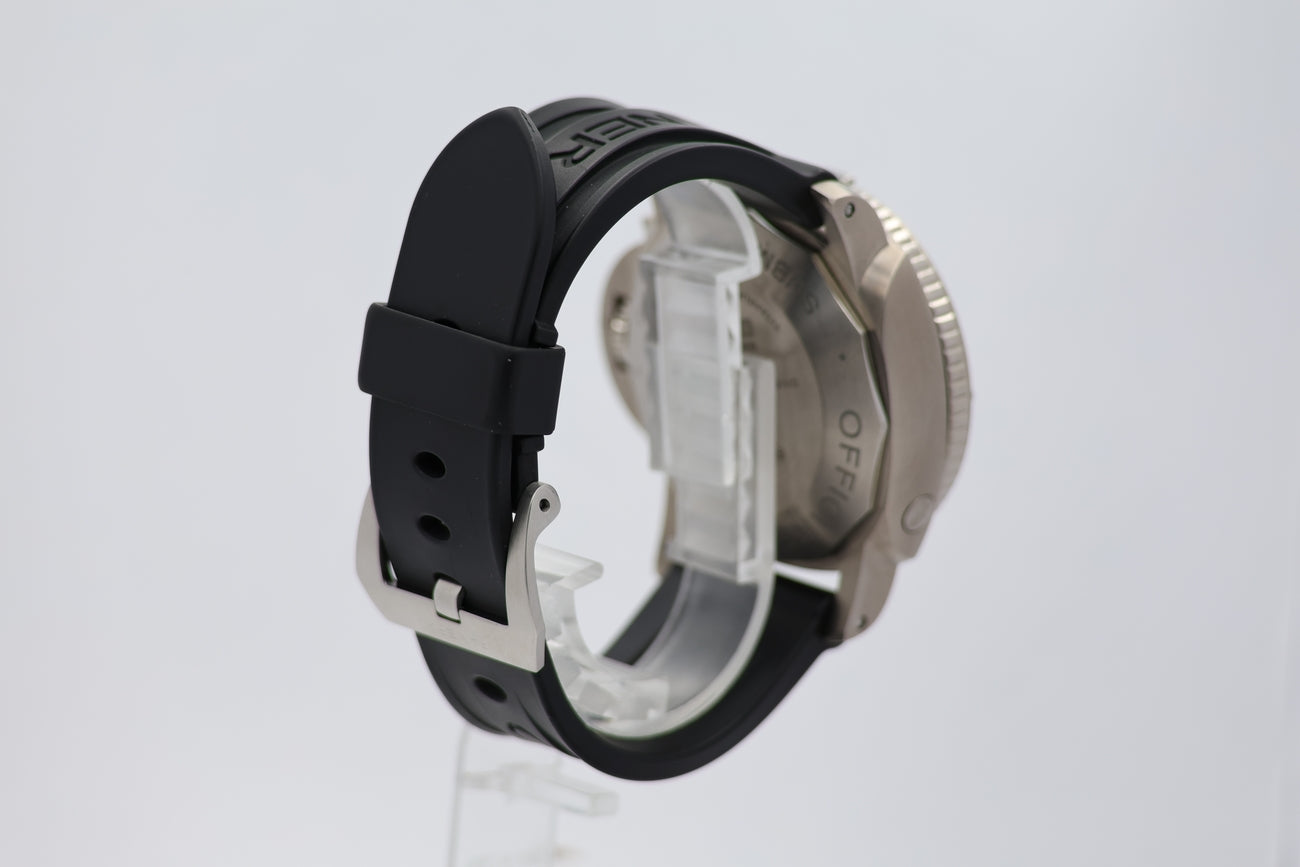 Panerai Luminor Submersible 47mm Automatik  PAM00364 - Detailansicht 1