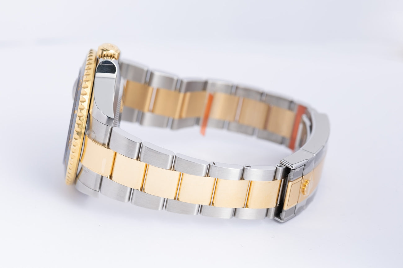 Rolex Sea-Dweller Stahl/Gold Automatik Schwarz Teilverklebt 126603 - Detailansicht 5