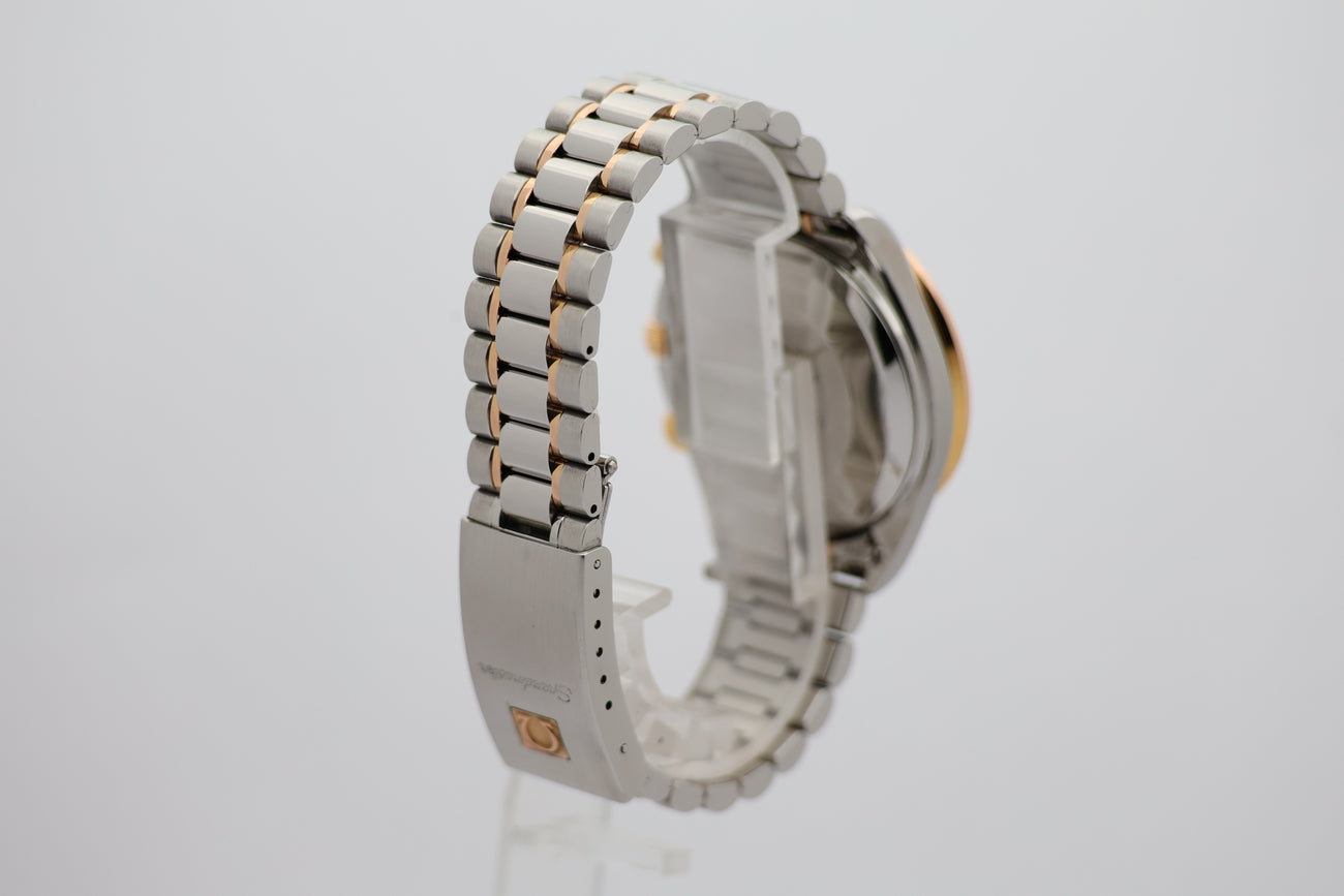 Omega Speedmaster Date Automatik 39mm 33165000 - Detail view 1