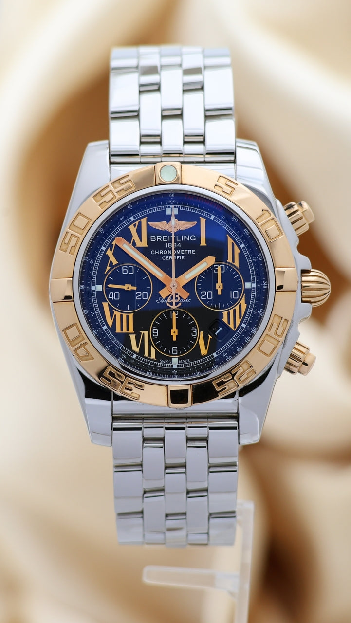 Breitling Chronomat 44mm Automatik CB011012 - Main product image