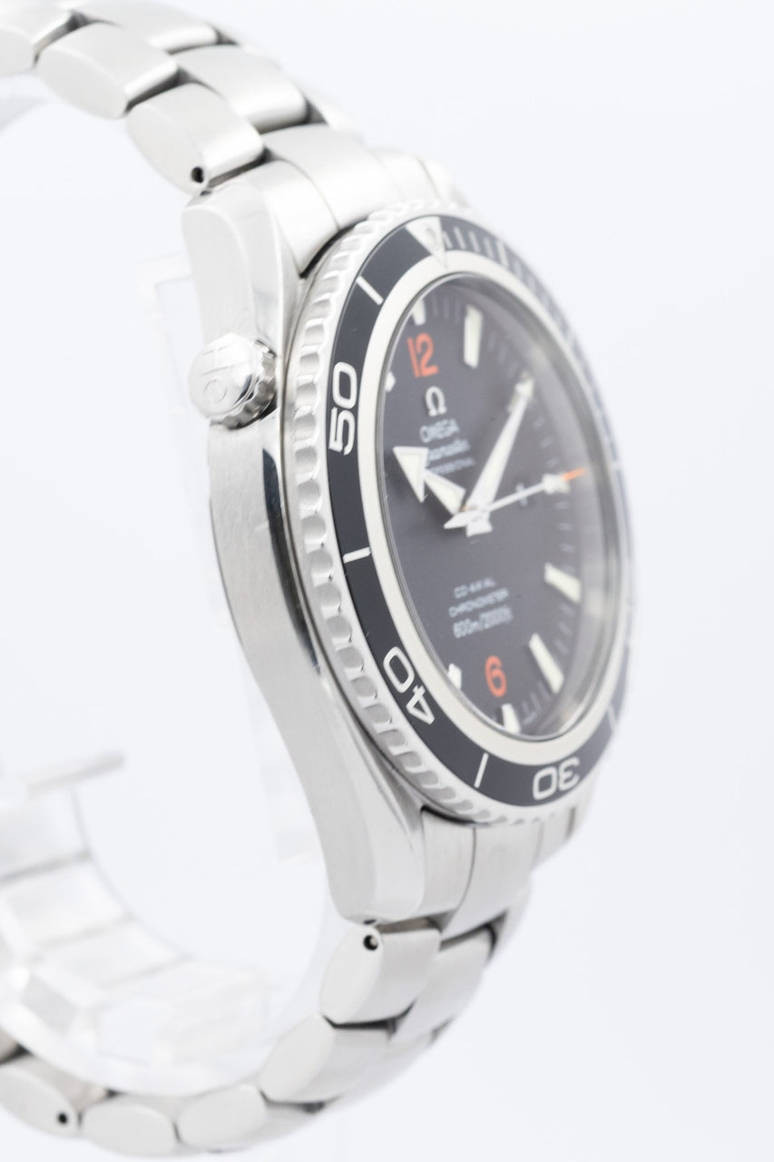 Omega Seamaster Planet Ocean Automatik 45,5mm 22005100 - Detailansicht 2