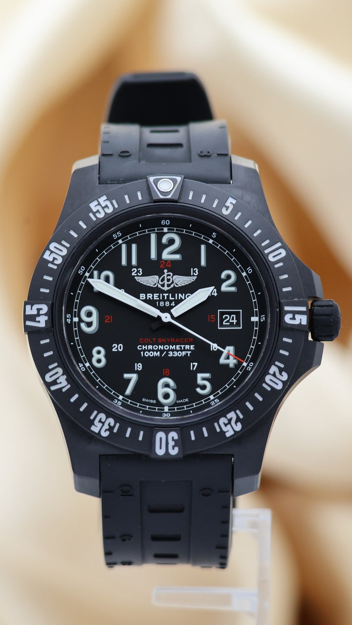 Breitling Colt Skyracer 45mm Quarz  X74320E4 - Thumbnail