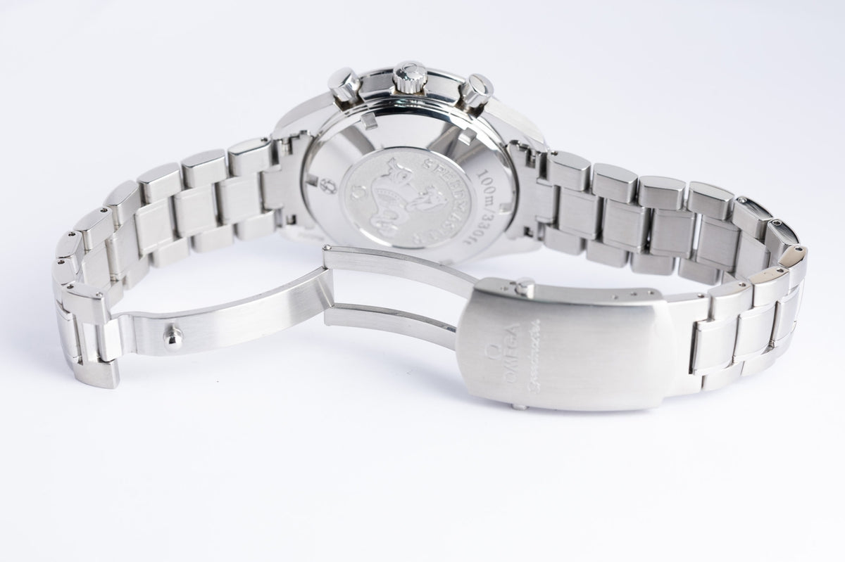 Omega Speedmaster Date 40mm Automatik 32105000 - Detailansicht 8