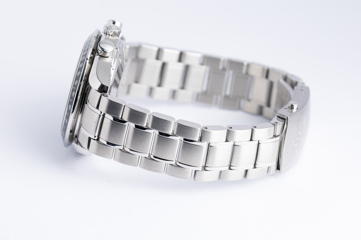 Omega Speedmaster Date 40mm Automatik 32105000 - Detailansicht 5