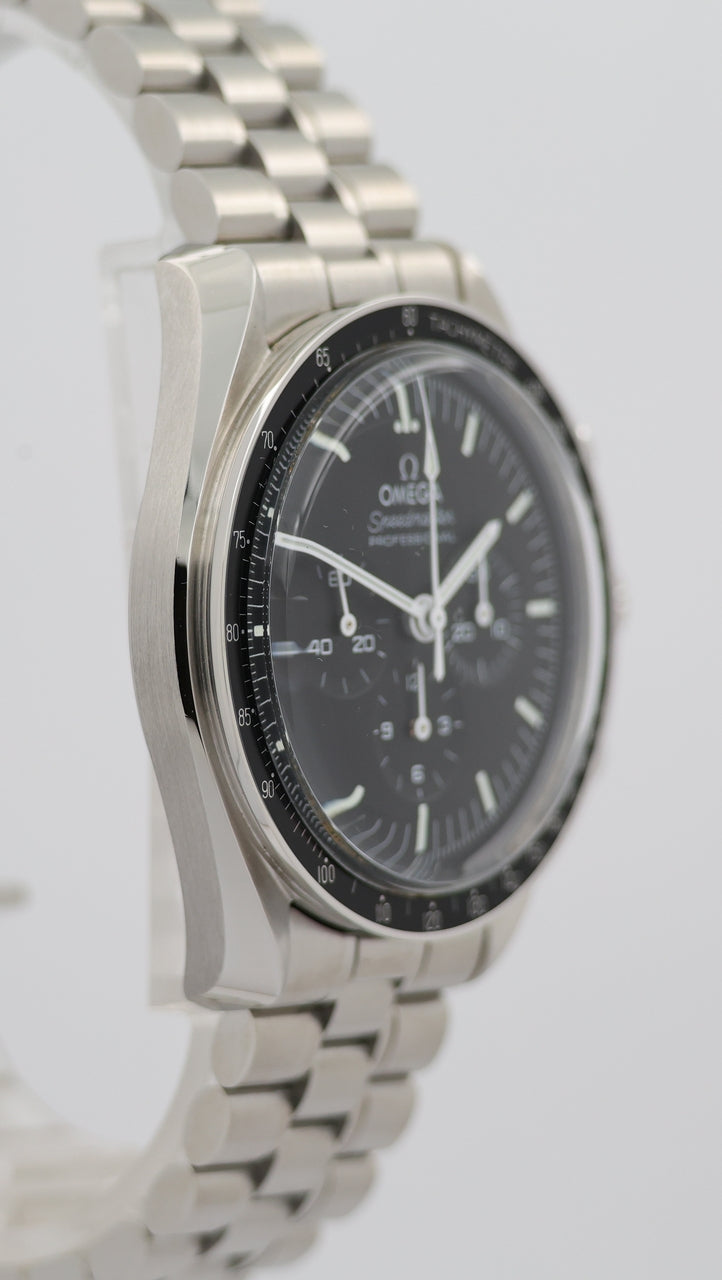 Omega Speedmaster Professional Moonwatch Herrenuhr 42mm 31030425001001 - Detailansicht 8