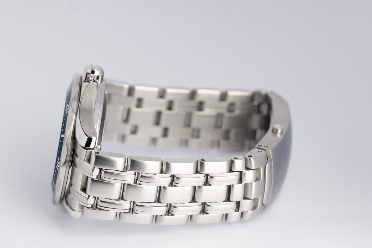 Omega Seamaster Diver 300 M Automatik 25518000 - Detailansicht 5