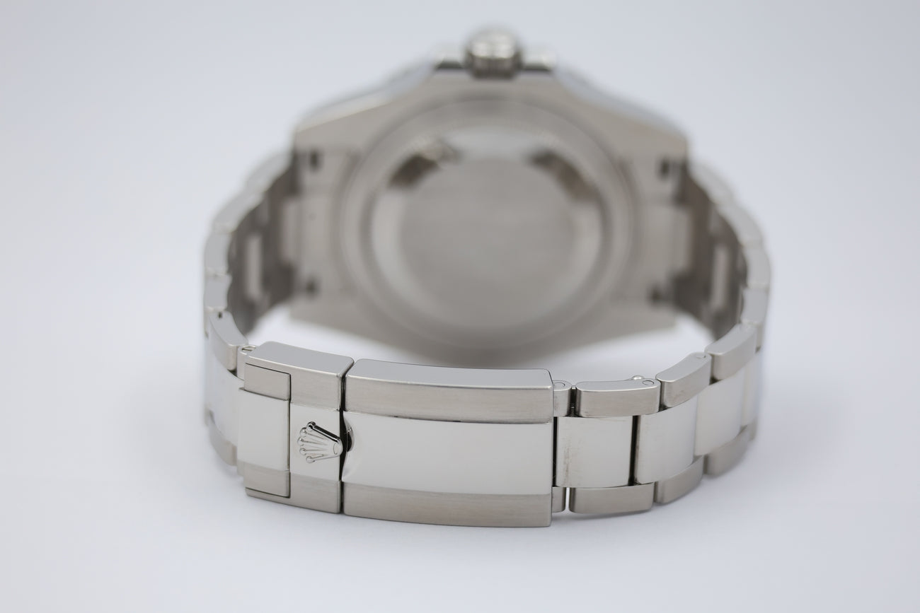 Rolex GMT-Master II "Batman" 40 Automatik 126710BLNR - Detail view 7