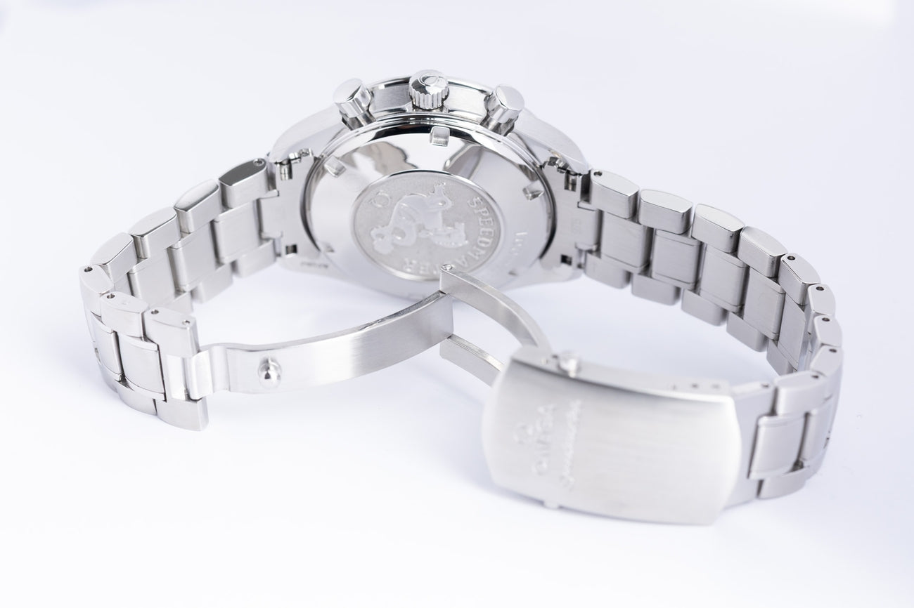 Omega Speedmaster Date 40mm Automatik  32105000 - Detailansicht 8