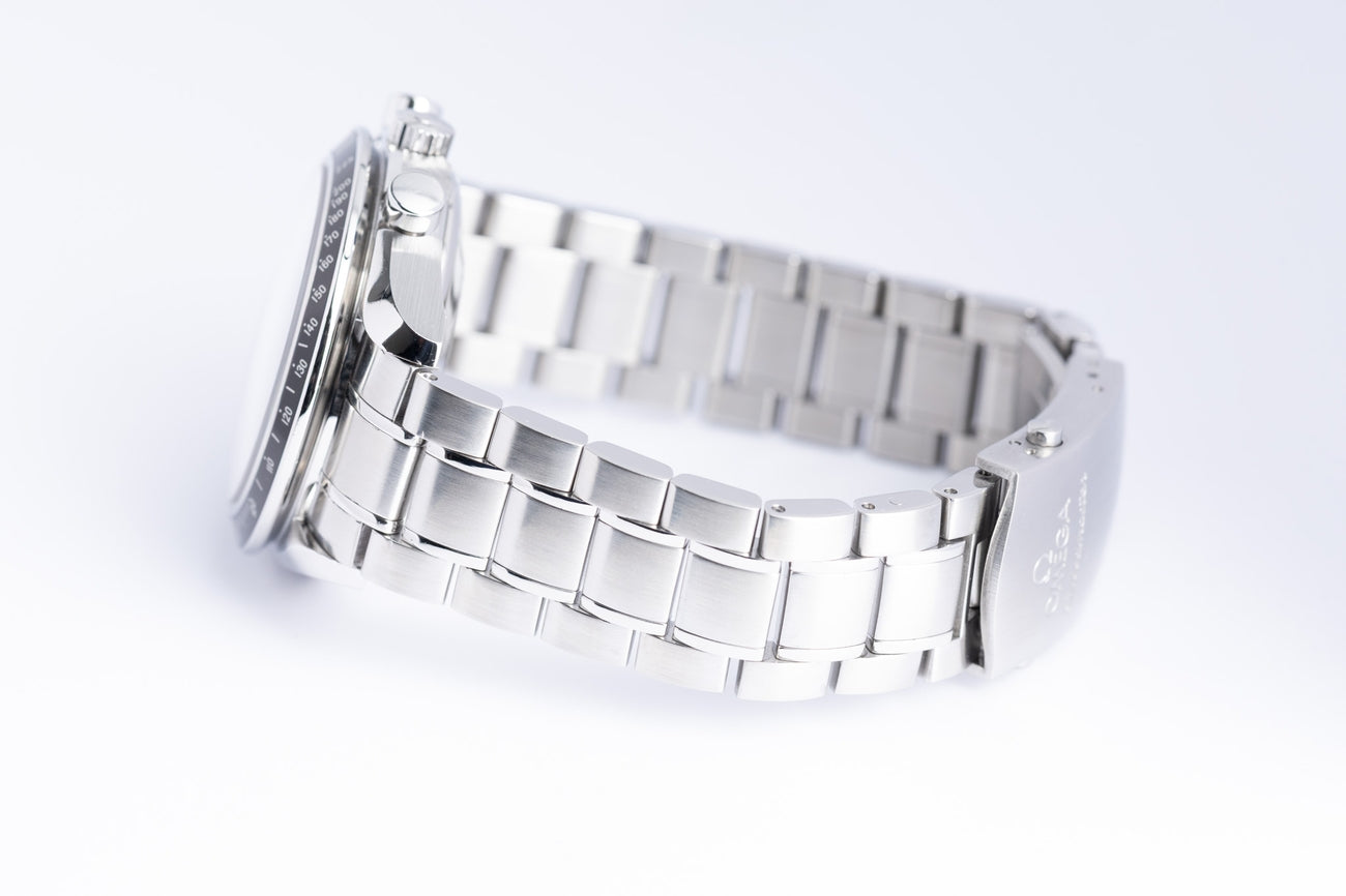 Omega Speedmaster Date 40mm Automatik  32105000 - Detailansicht 5