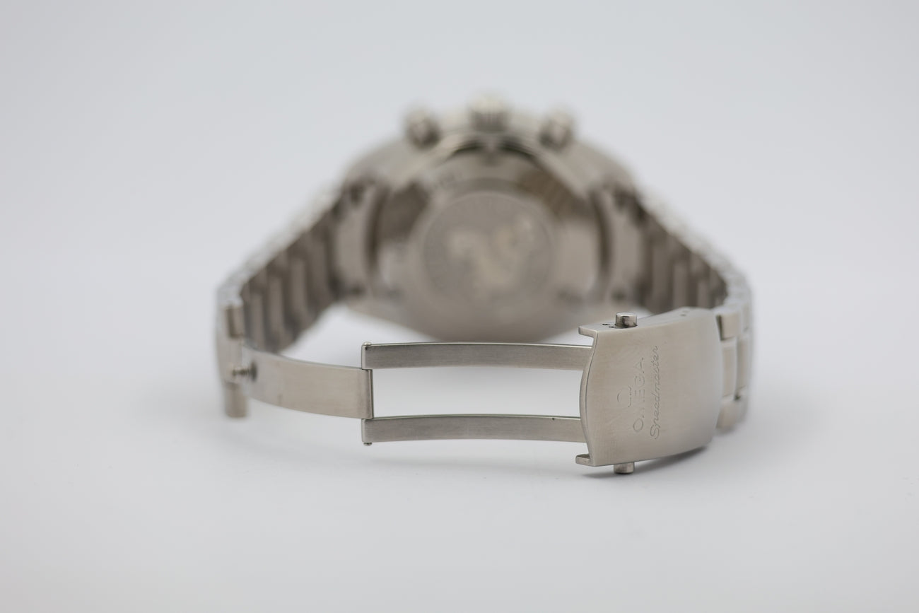 Omega Speedmaster Date 40mm Automatik  32105100 - Detailansicht 6