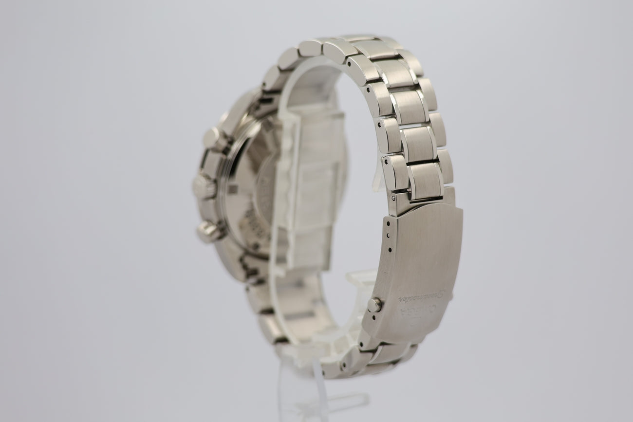 Omega Speedmaster Date 40mm Automatik  32105100 - Detailansicht 2