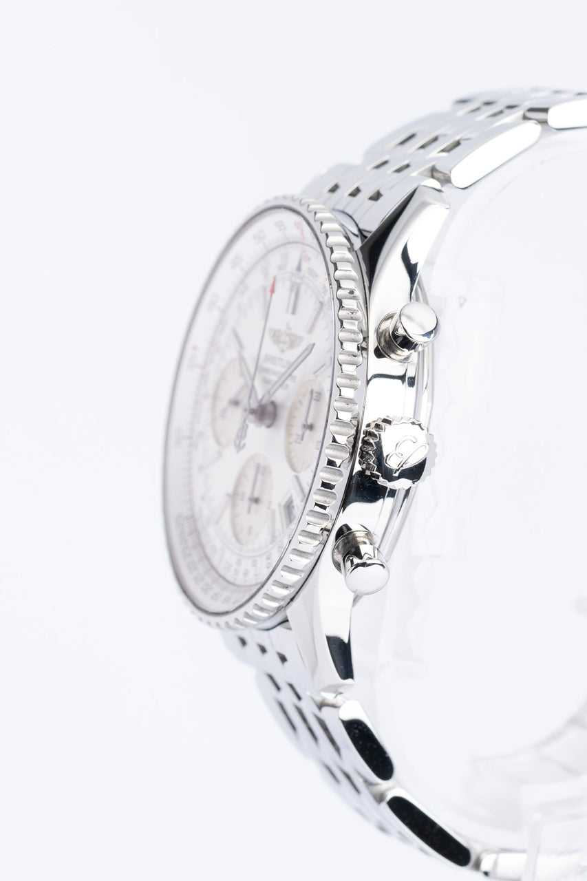 Breitling Navitimer 42mm Automatik Herrenuhr A23322 - Detailansicht 2