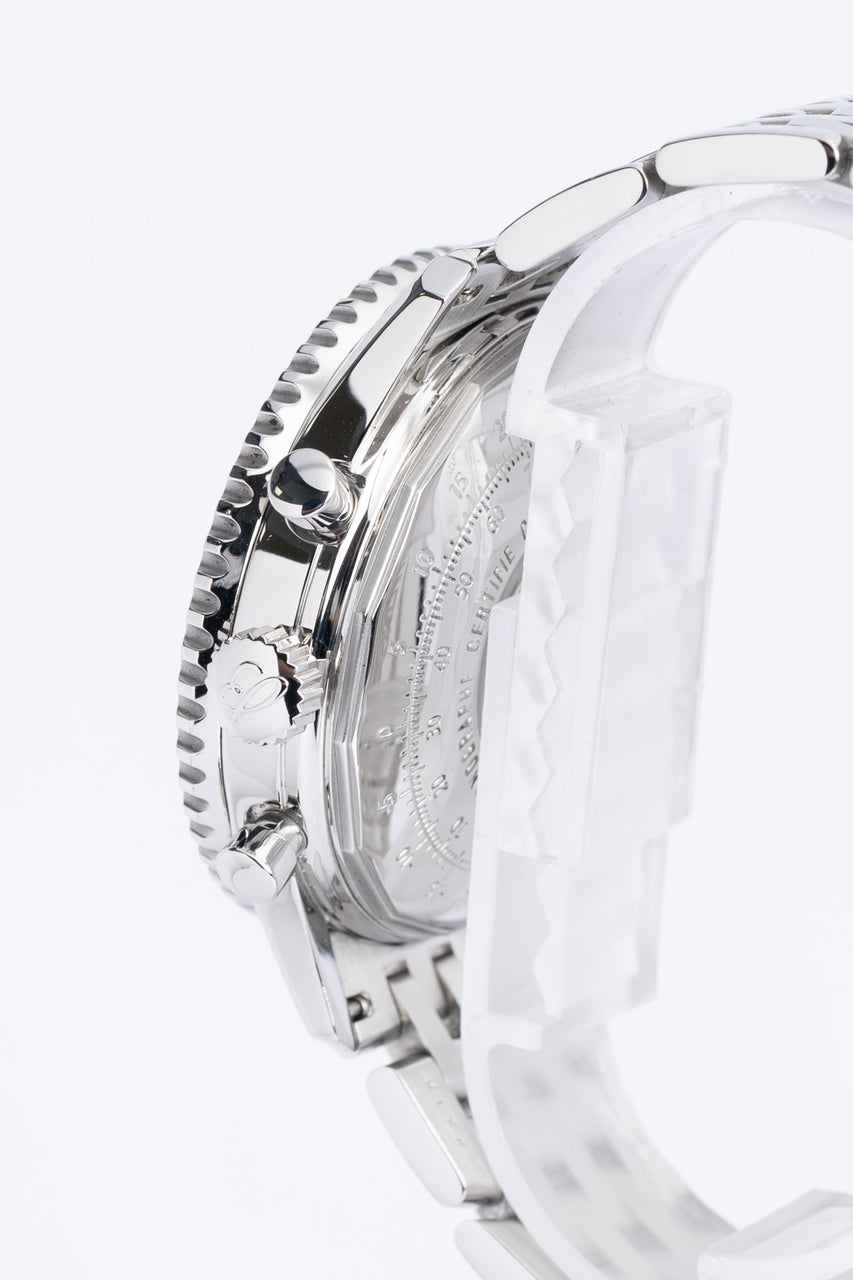 Breitling Navitimer 42mm Automatik Herrenuhr A23322 - Detailansicht 3