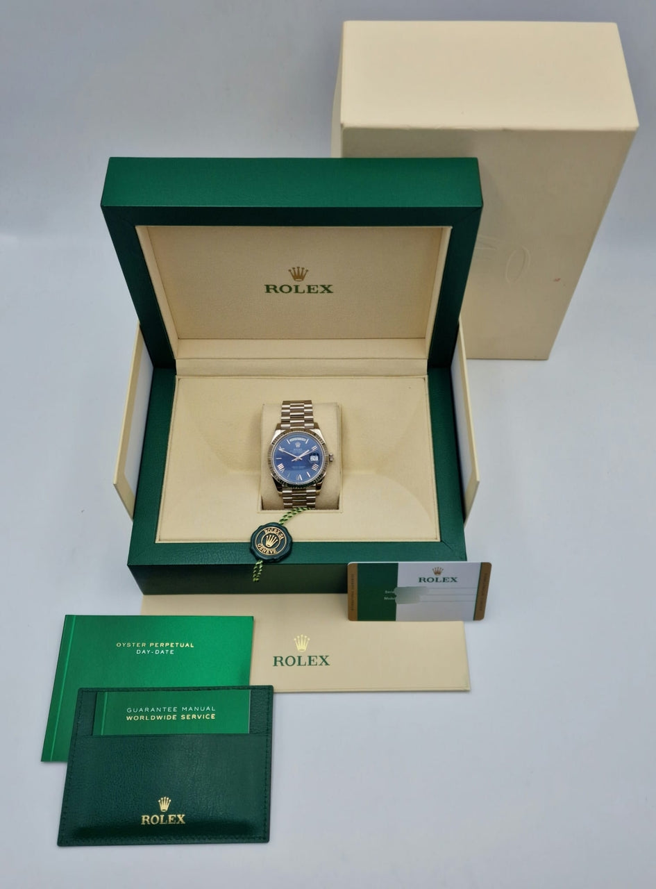 Rolex Day-Date 40mm Automatik Weißgold Blau LC100 228239 Box + og. Papiere
