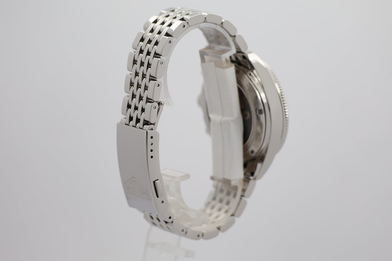 Tag Heuer Autavia Calibre Heuer 02 Automatik CBE2110 - Detail view 1