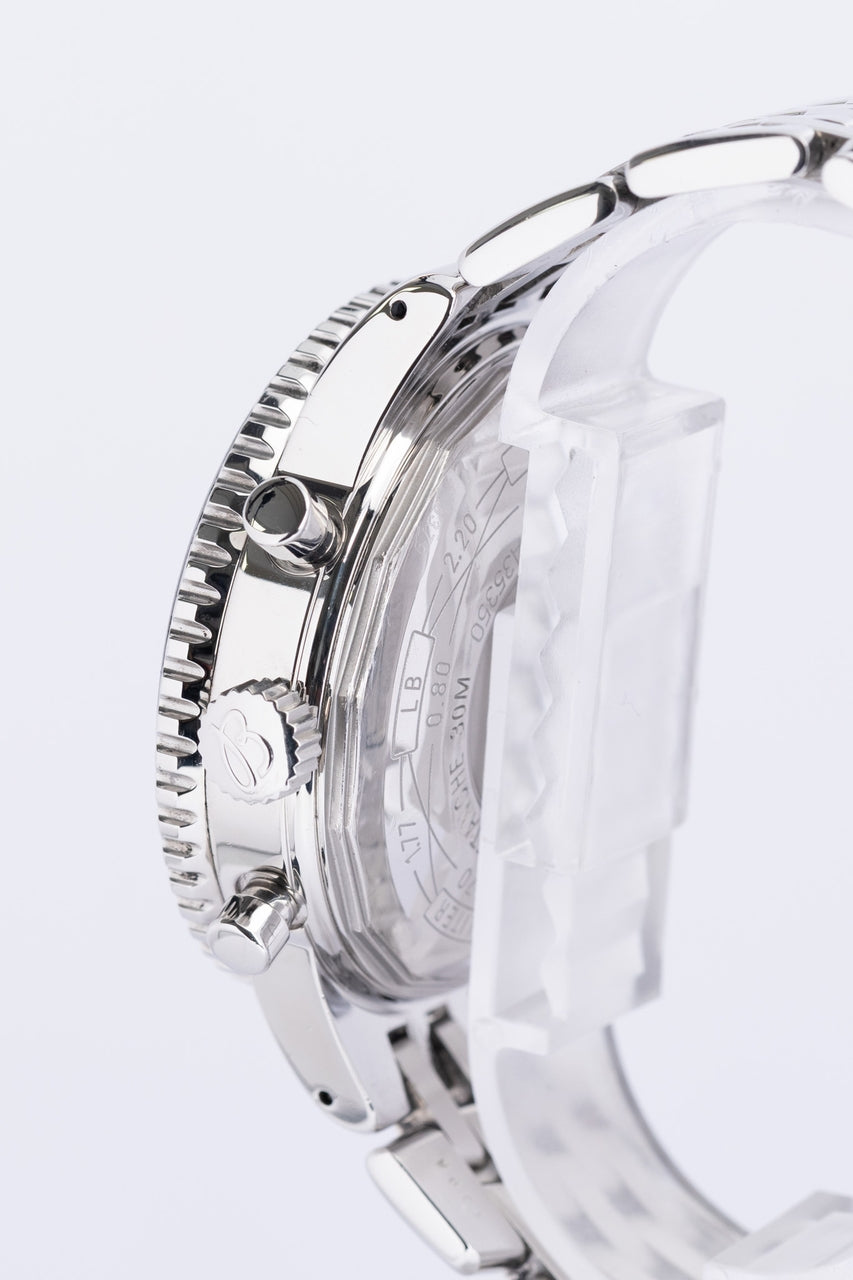 Breitling Navitimer Heritage 42mm Automatik Herrenuhr A35350 - Detailansicht 3