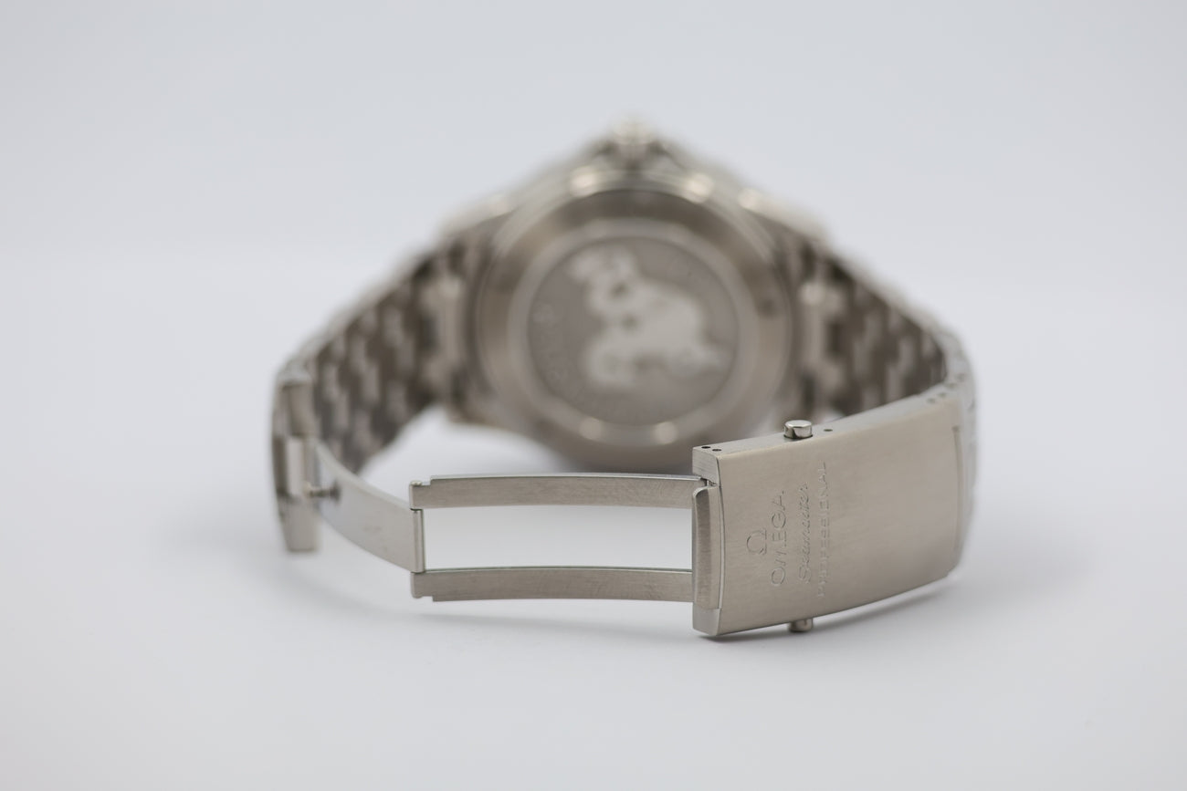 Omega Seamaster Diver 300M 41mm Quarz 22218000 - Detailansicht 6
