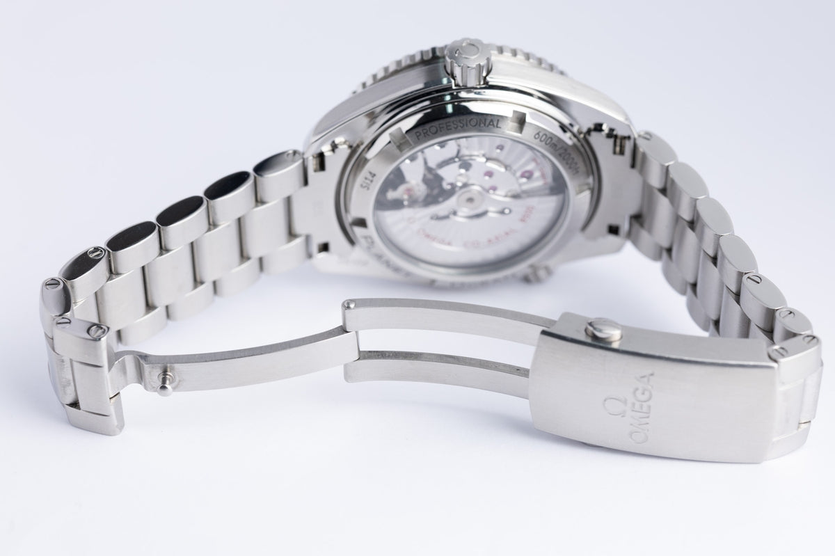 Omega Seamaster Planet Ocean Automatik Herrenuhr 42mm 23230422101001 - Detailansicht 7