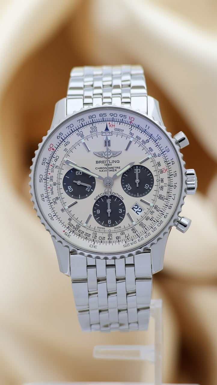 Breitling Naitimer 01 43mm Automatik  AB0120 - Main product image