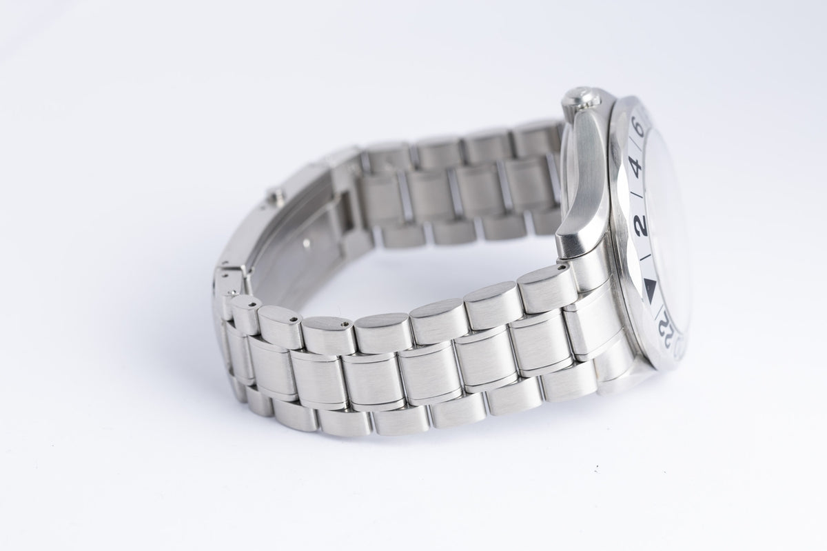 omega Seamaster Diver 300 M "Great White'' Automatik 25382000 - Detailansicht 4