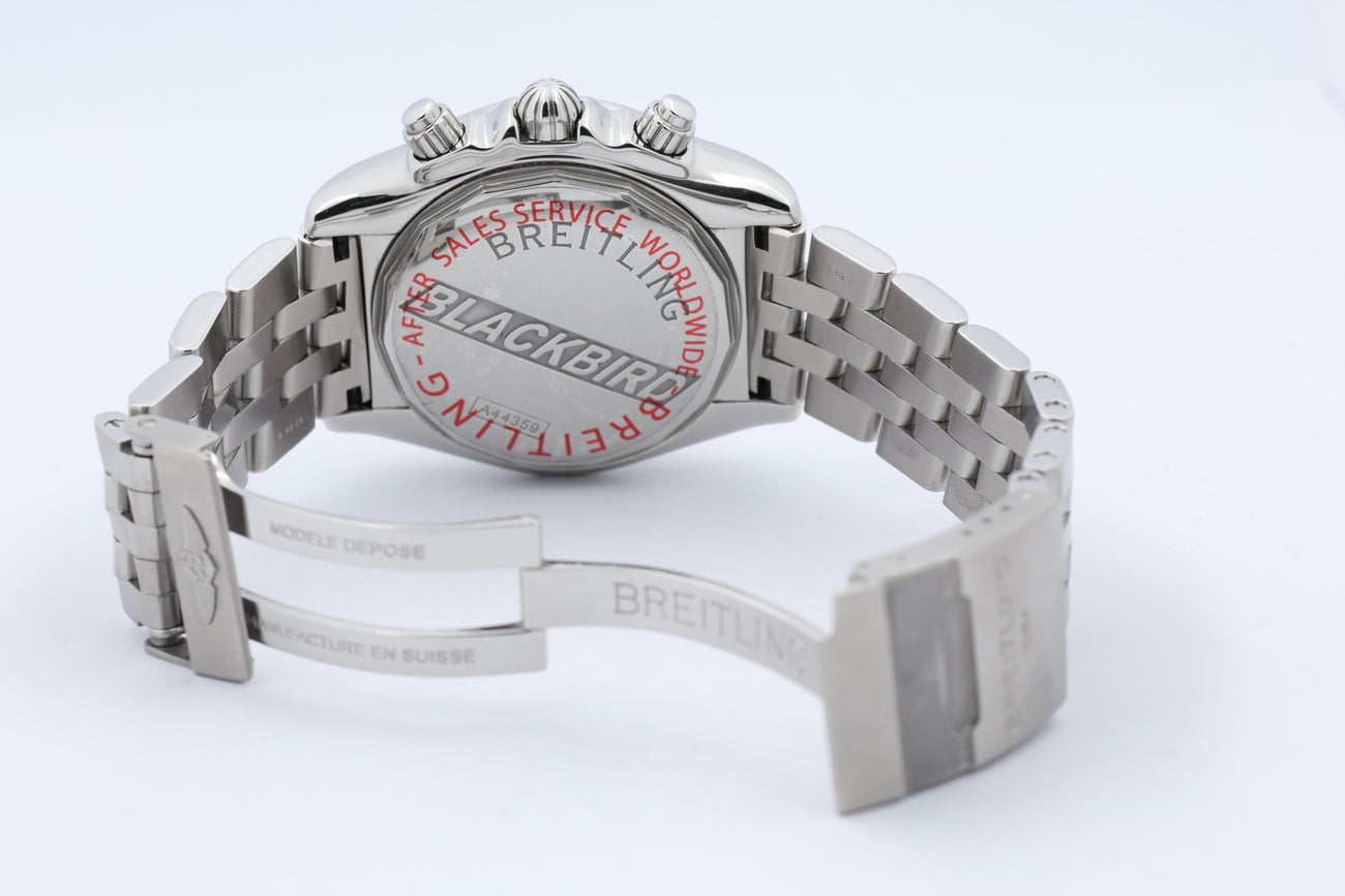 Breitling Chronomat Blackbird 44 Automatik Herrenuhr A44359 - Detailansicht 10