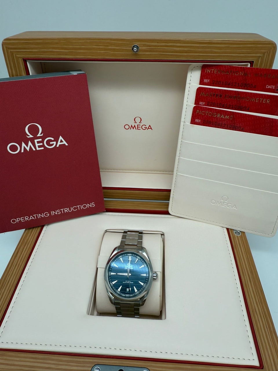 Omega Seamaster Aqua Terra 41mm Automatik  22010412103004 - Papiere und oder Lieferumfang