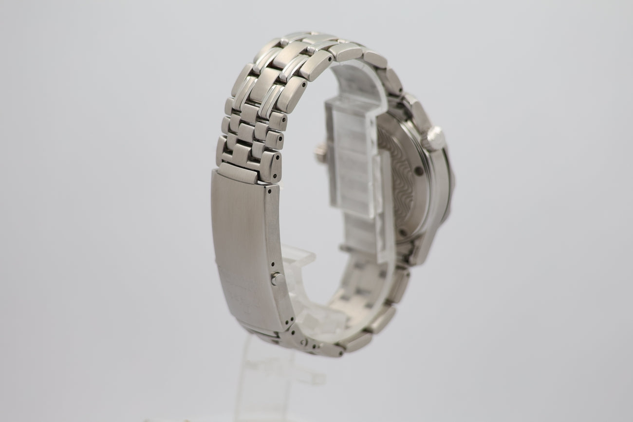 Omega Seamaster Diver 300m Quarz 36mm 25618000 - Detailansicht 1